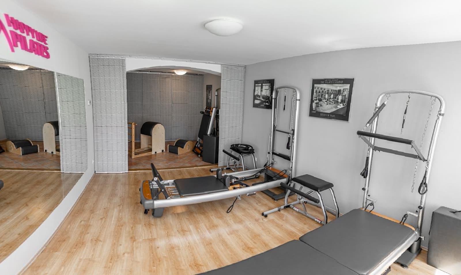 Interiér pilates studia Happy Life v Hradci Králové — záběr 2